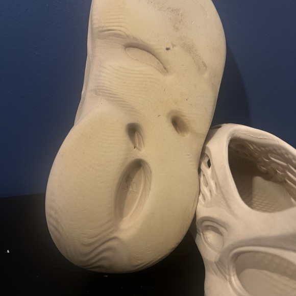 yezzy foam runner - Picture 4 of 4